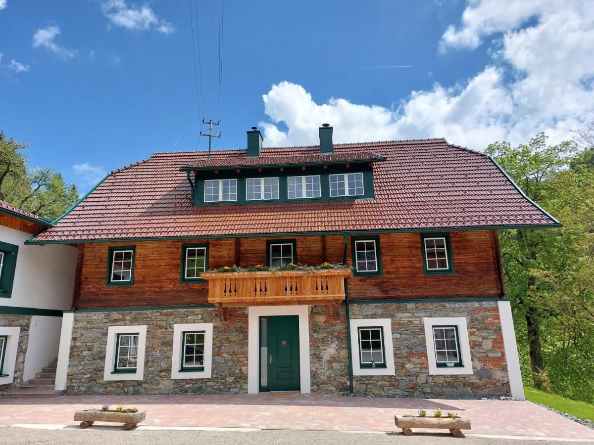 Landhaus Gruenjuwel Himmelberg Extérieur photo