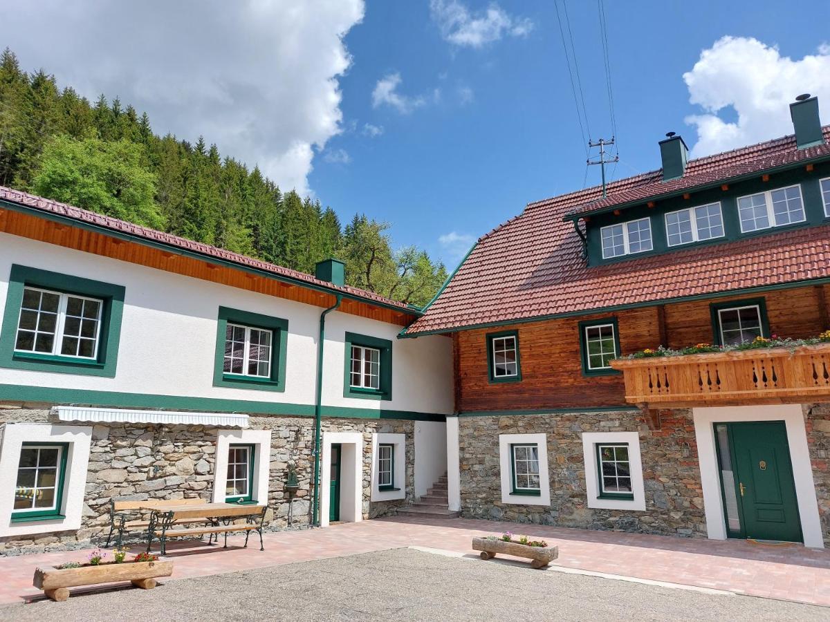 Landhaus Gruenjuwel Himmelberg Extérieur photo